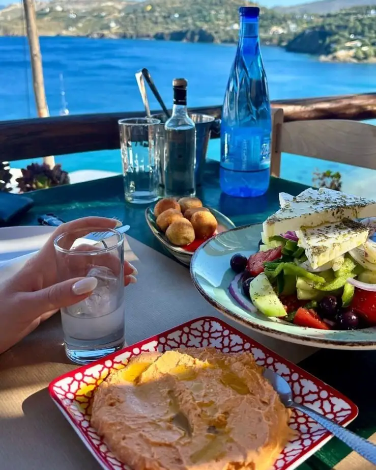 Kakomoira Restaurant