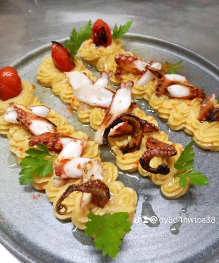 Porto Nikola Restaurant