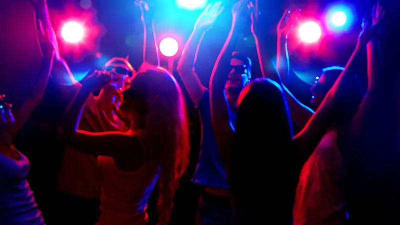 disco-party λερος leros theater group